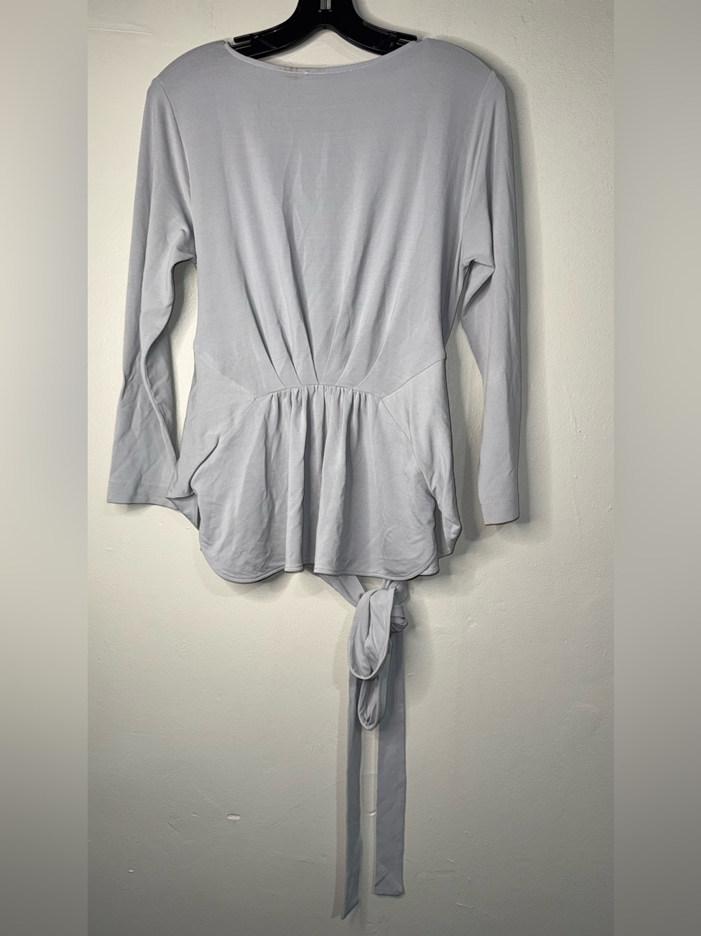 MM Lafleur Light Gray Long Sleeve Tie-Front Tee - Picture 4 of 12